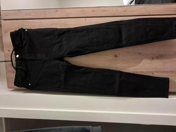 Kleren beschikbaar voor biedingen