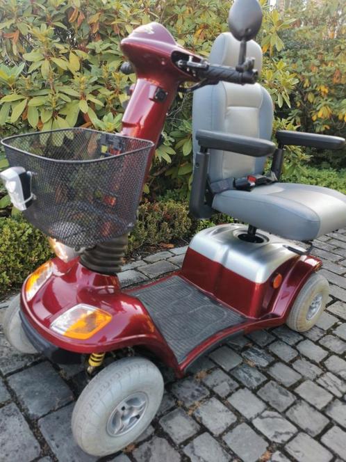 Scootmobiel strider 4wiel nieuw accu's invalide 0488826971, Diversen, Rolstoelen, Zo goed als nieuw, Elektrische rolstoel, Inklapbaar
