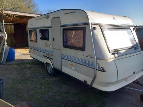 1993 Hobby classic 460, Caravans en Kamperen, Caravans, Particulier, tot en met 4, 1000 - 1250 kg, Rondzit, Hobby, Vast bed, 4 tot 5 meter