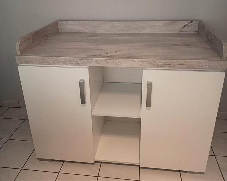 Baby verzorgtafel ,  luiertafel , commode, Kinderen en Baby's, Badjes en Verzorging, Zo goed als nieuw, Ophalen