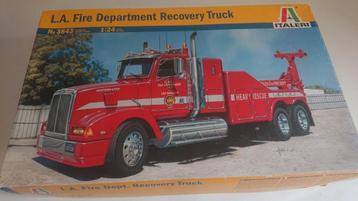 Western Star Italeri takelwagen  beschikbaar voor biedingen
