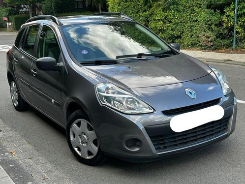 Renault Clio benzine trekhaak | 1e eigenaar, Auto's, Renault, Particulier, Clio, Trekhaak, Benzine, Euro 5, Break, 5 deurs, Handgeschakeld