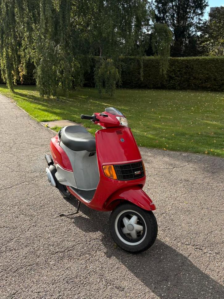 ECHANGE en quartz 50 cc, Vélos & Vélomoteurs, Scooters | Piaggio, Comme neuf, Zip, Enlèvement