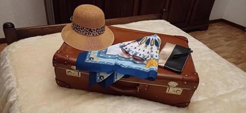 vintage reiskoffer / valies cognac kleur, Antiek en Kunst, Curiosa en Brocante, Ophalen