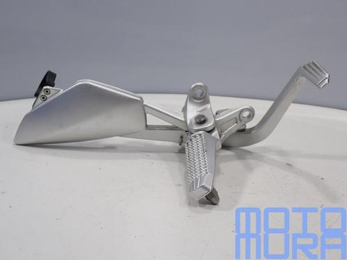 Voetsteun rechts voor de BMW K 1200 S 2004 - 2008 K1200S K12, Motoren, Onderdelen | Overige, Gebruikt, Ophalen of Verzenden