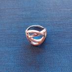 zilveren ring Elisabeth Landeloos, Handtassen en Accessoires, Ringen, Ophalen of Verzenden, Zo goed als nieuw, 17 tot 18, Dame