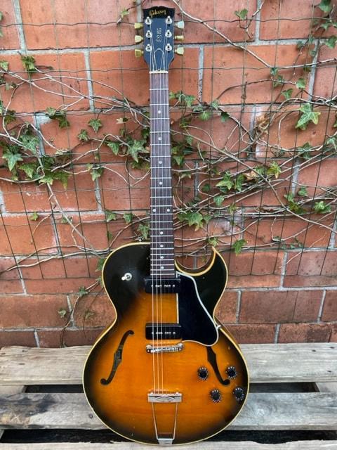 Gibson es 135 - 1995, Musique & Instruments, Instruments à corde | Guitares | Électriques, Utilisé, Semi-solid body, Gibson, Enlèvement