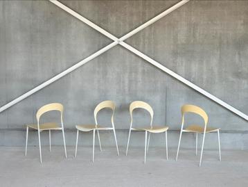 Set van vier “Silla” design eetkamerstoelen, ca 1980’s beschikbaar voor biedingen