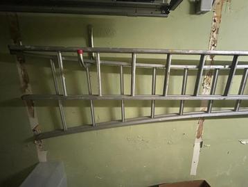 Ladder 2 x 3,5 m lengte  beschikbaar voor biedingen