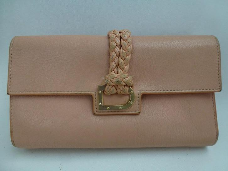 Delvaux Eugene portefeuille long lady calf poudré, Handtassen en Accessoires, Portemonnees, Gebruikt, Overige merken, Overige kleuren