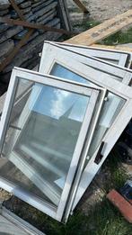 Fenetres chassis bois  / Vitres à donner, Bricolage & Construction, Vitres, Châssis & Fenêtres, Enlèvement