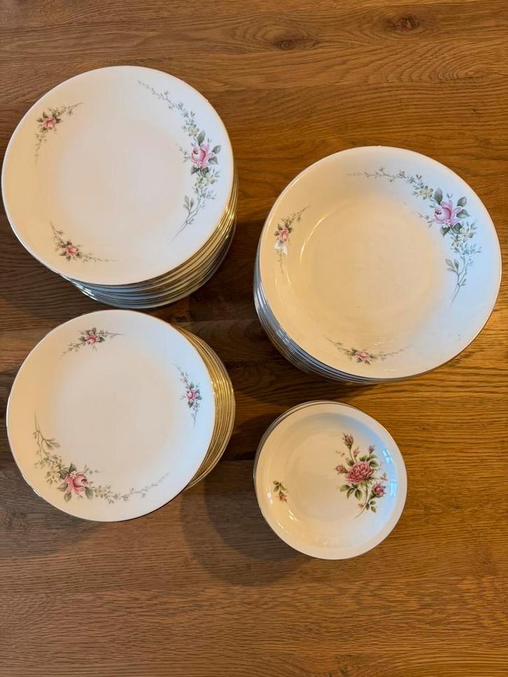 58 delige servies set, Antiek en Kunst, Antiek | Servies compleet, Ophalen