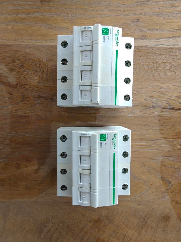 Automaat Schneider 25A 4P, Doe-het-zelf en Bouw, Ophalen, Gebruikt, Overige typen