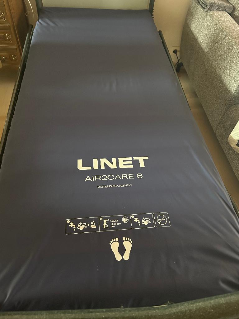 Linet air2care 6 matras. Plus topper en kussen, Enlèvement, Comme neuf, Une personne, Matelas