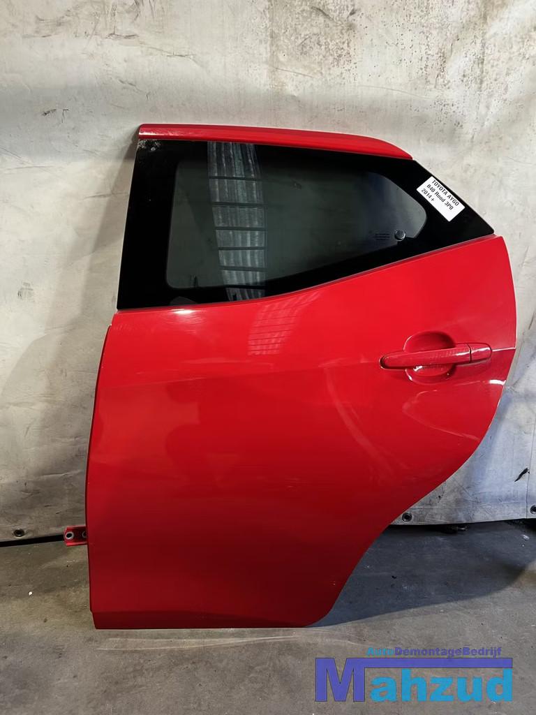 TOYOTA AYGO B40 Rood 3P0 Links achter deur portier 2014+, Auto-onderdelen, Info@toyota.co.jp, Gebruikt, Deur, Toyota Motor Corporation
