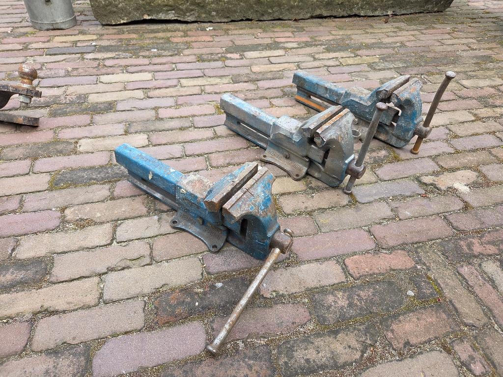 3 x Front Heuer bankschroef , bek breedte 14 cm, Ophalen, Zo goed als nieuw, Bankschroef
