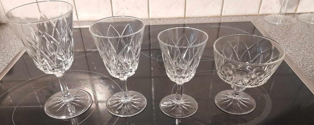 Retro glasservies, Ophalen