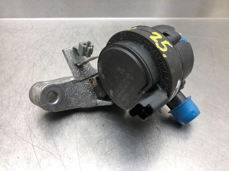 POMPE A EAU Nissan Qashqai (J11) (01-2013/-) (|0392023294|), Utilisé, Nissan