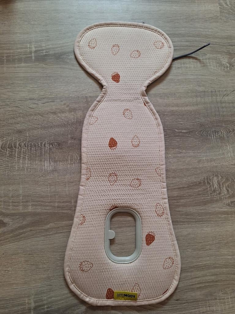 Air Layer AeroMoov voor maxicosi, Ophalen