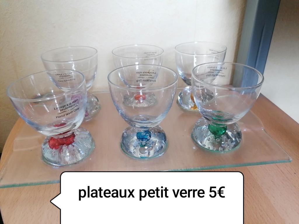 Petit verres, Collections, Enlèvement