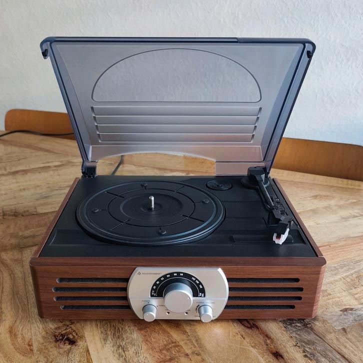 Soundmaster PL38 Platenspeler + FM Radio – Perfecte staat, Audio, Tv en Foto, Platenspelers, Zo goed als nieuw, Platenspeler, Overige merken
