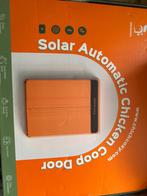 Chickcosy automatische kippenhokdeur, Animaux & Accessoires, Volatiles | Accessoires, Enlèvement, Neuf, Poulailler