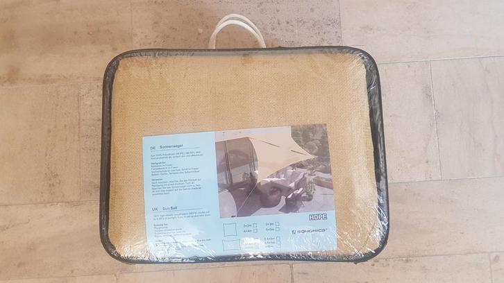 Beige schaduwzeil 4 x 6m, Tuin en Terras, Schaduwdoeken, Ophalen