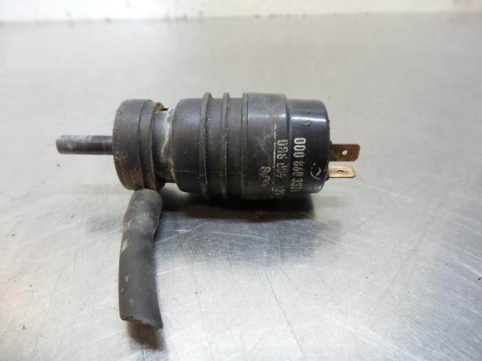 Pompe lave-glace avant d'un Volkswagen LT (LT 96-), Autos : Pièces & Accessoires, Vitres & Accessoires, Volkswagen, Utilisé, 3 mois de garantie