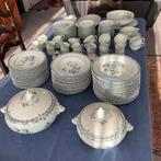 Compleet servies Limoges france 125 stuks in nieuwstaat, Ophalen