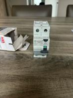 2 polige differentieel 30ma,40A. Nieuw., Doe-het-zelf en Bouw, Ophalen