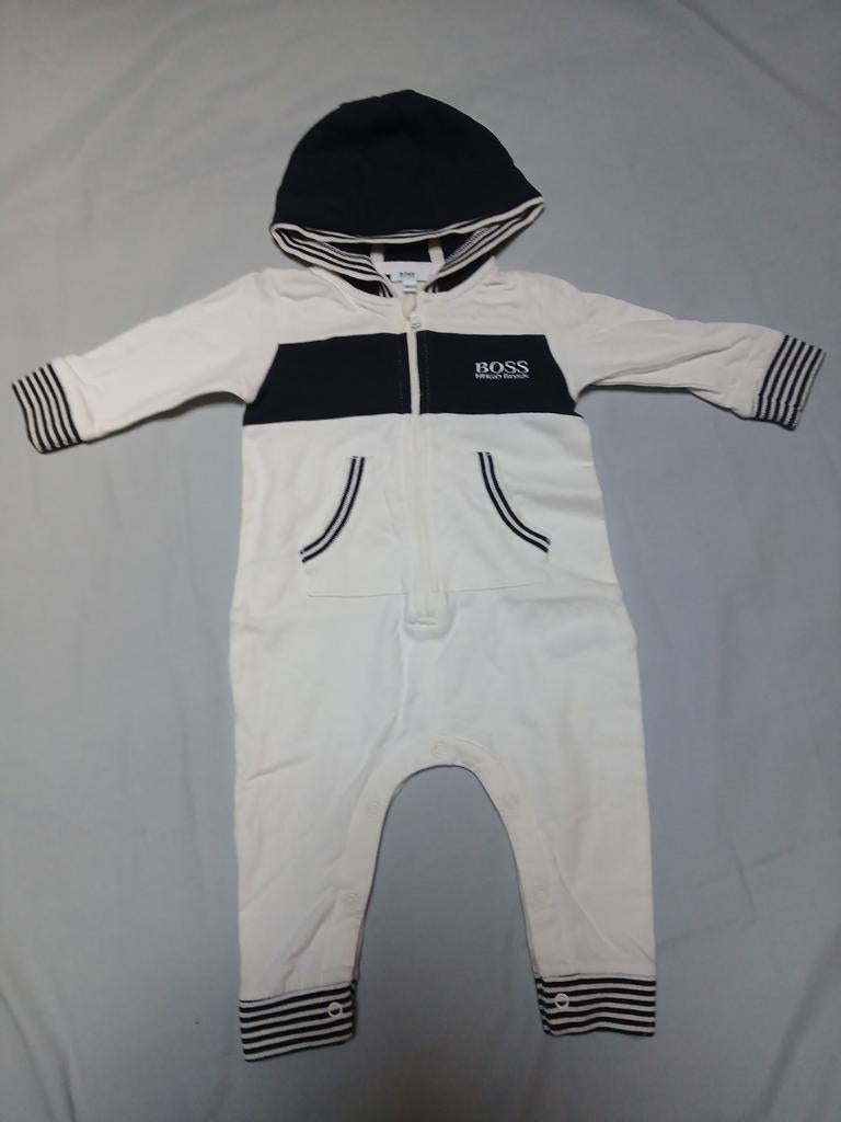 HUGO BOSS  kruippakje   6 maand, Enfants & Bébés, Vêtements de bébé | Taille 50, Enlèvement