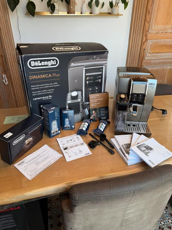 Delonghi Dinamica Plus machine à espresso et latte cream, Electroménager, Cafetières, Comme neuf, Café en grains, Machine à espresso