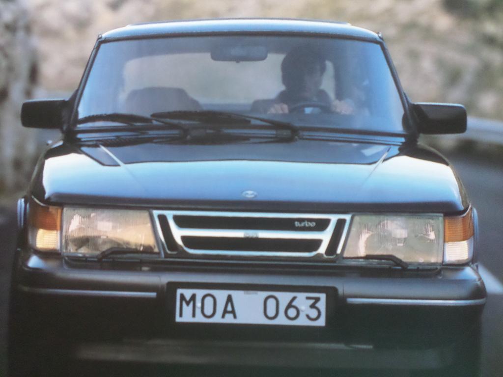 Saab 900 Turbo & 16S 1987 Brochure, Ophalen of Verzenden