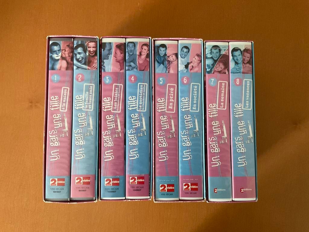 8 K7 VHS « Un gars, une fille », CD & DVD, VHS | Film, Enlèvement, Comme neuf
