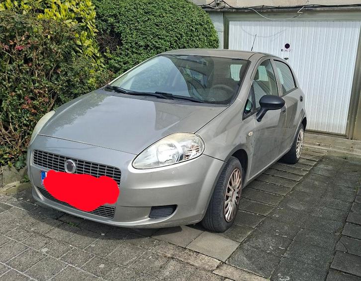 URGENT – EXPORT / GARAGE – Fiat Grande Punto 2009 – 700€, Autos, Fiat, Particulier, Grande Punto, Essence, Autre carrosserie, 5 portes