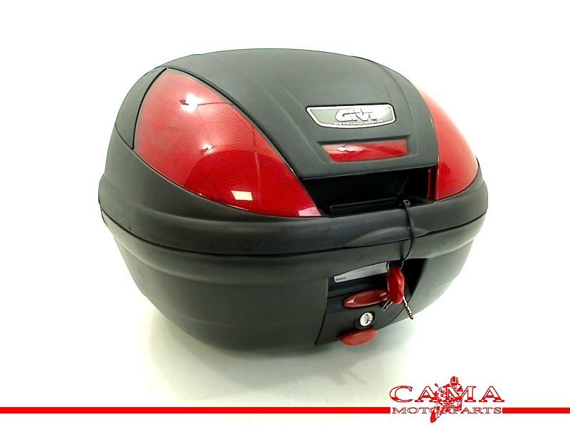 TOP CASE Suzuki UK 110 Address (UK110) (01-2015/12-2019), Dhr. S. di Majo, Utilisé, Info@cama-motorparts.nl, P.J. Troelstraweg 8 8
3144 CX  MAASSLUIS, NL