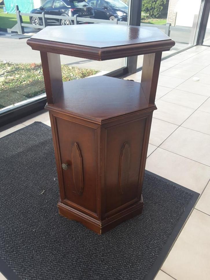 6 hoekig oud barkastje / telefoonkastje / hoekkastje / ..., Antiquités & Art, Antiquités | Meubles | Armoires, Enlèvement