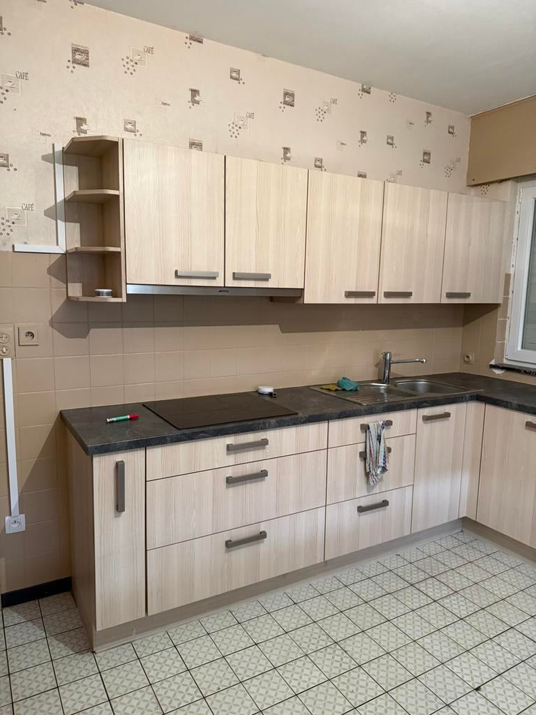 Cuisine équipée, Maison & Meubles, Cuisine | Cuisines complètes, Utilisé, Cuisine d'angle, Crème, Composite, Enlèvement