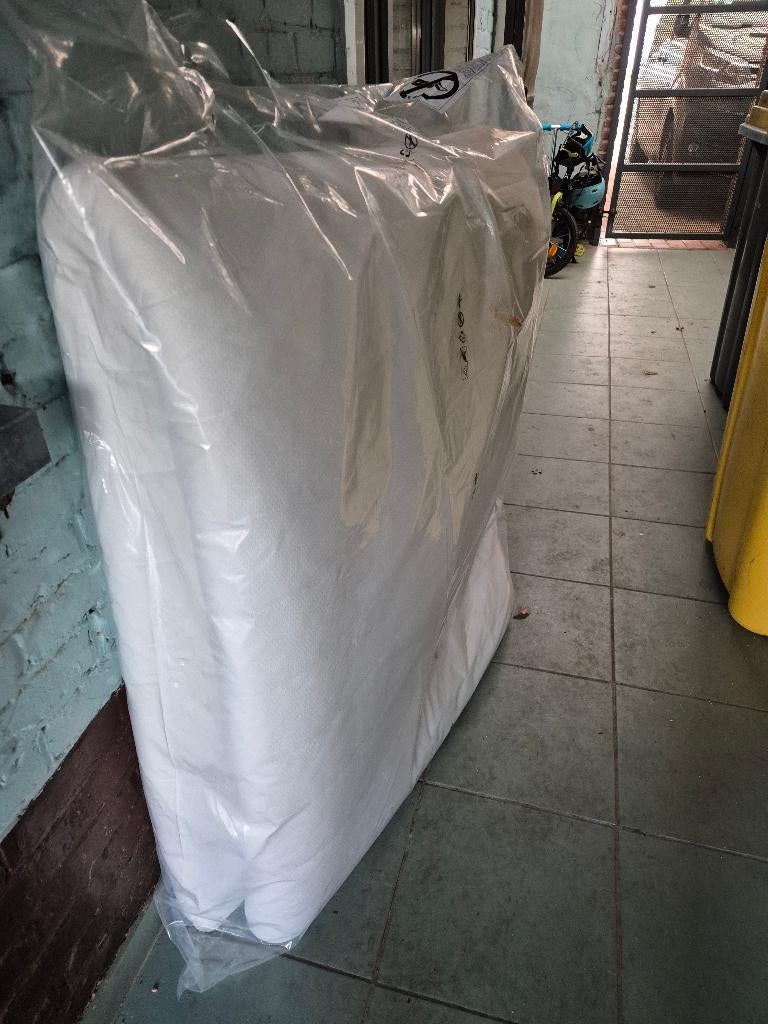 Matras topper 200x180 4cm dik, Huis en Inrichting, Slaapkamer | Matrassen en Bedbodems, Ophalen, Matras, 180 cm, 200 cm