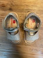 Sandales pour filles, Enfants & Bébés, Vêtements de bébé | Chaussures & Chaussettes, Enlèvement ou Envoi, Utilisé, Autres types