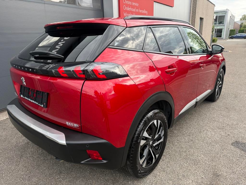 Peugeot 2008 12 ALLURE PACK 100pk als nieuw, Autos, Rouge, Achat, Euro 6, Noir