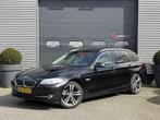 BMW 5-serie Touring 523i High Executive | Panoramadak | Head, Auto's, BMW, Euro 5, Achterwielaandrijving, Gebruikt, Zwart