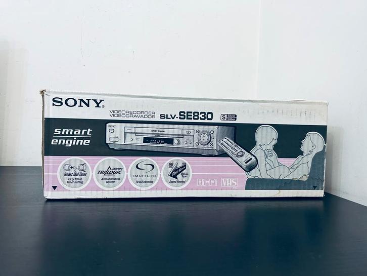 Sony SLV-SE830 Hi-Fi Video Cassette Recorder neuw!, Audio, Tv en Foto, Professionele apparaten, Zo goed als nieuw, Video, Ophalen of Verzenden