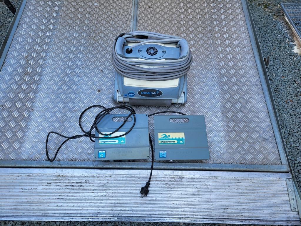 Zwembadrobot, Ophalen