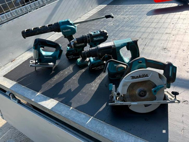 Makita accu gereedschap!, Bricolage & Construction, Outillage | Scies mécaniques, Comme neuf, Scie sauteuse, Scie sauteuse, Enlèvement