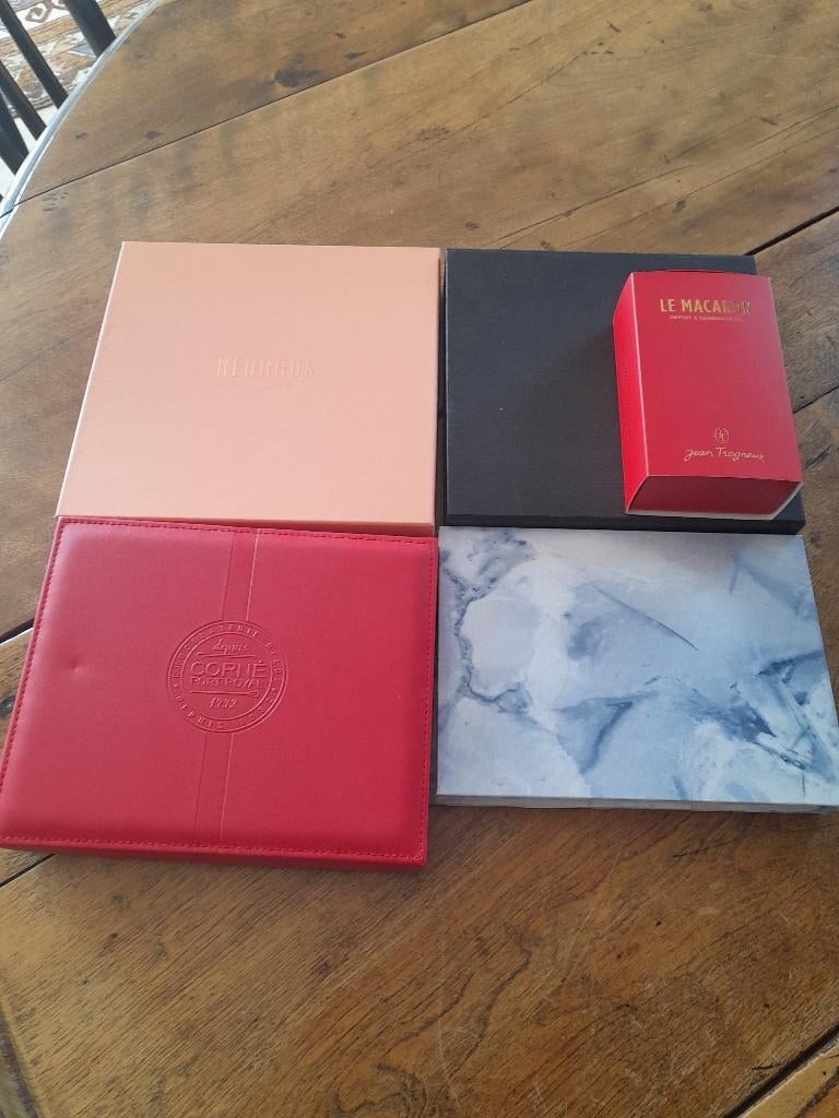 merken en reclamedozen neuhaus godiva jean trogneux, Collections, Enlèvement ou Envoi