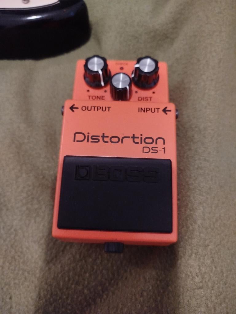 Boss  DS-1 distortion pedal, Muziek en Instrumenten, Effecten, Ophalen