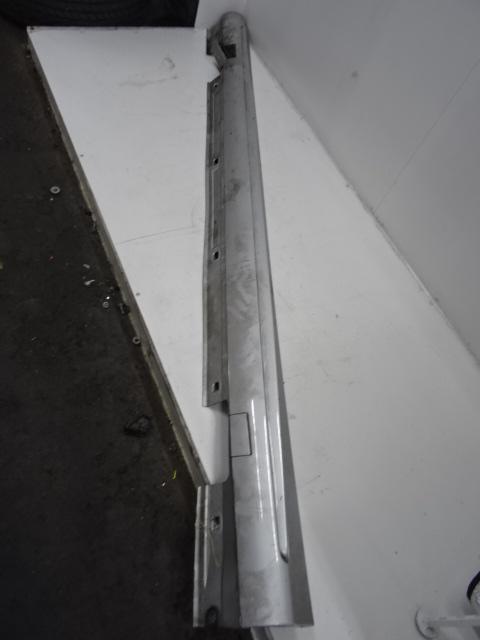 GARNITURE SEUIL DE PORTE Mercedes-Benz A (W176), Autos : Pièces & Accessoires, Carrosserie & Tôlerie, Mercedes-Benz, Utilisé