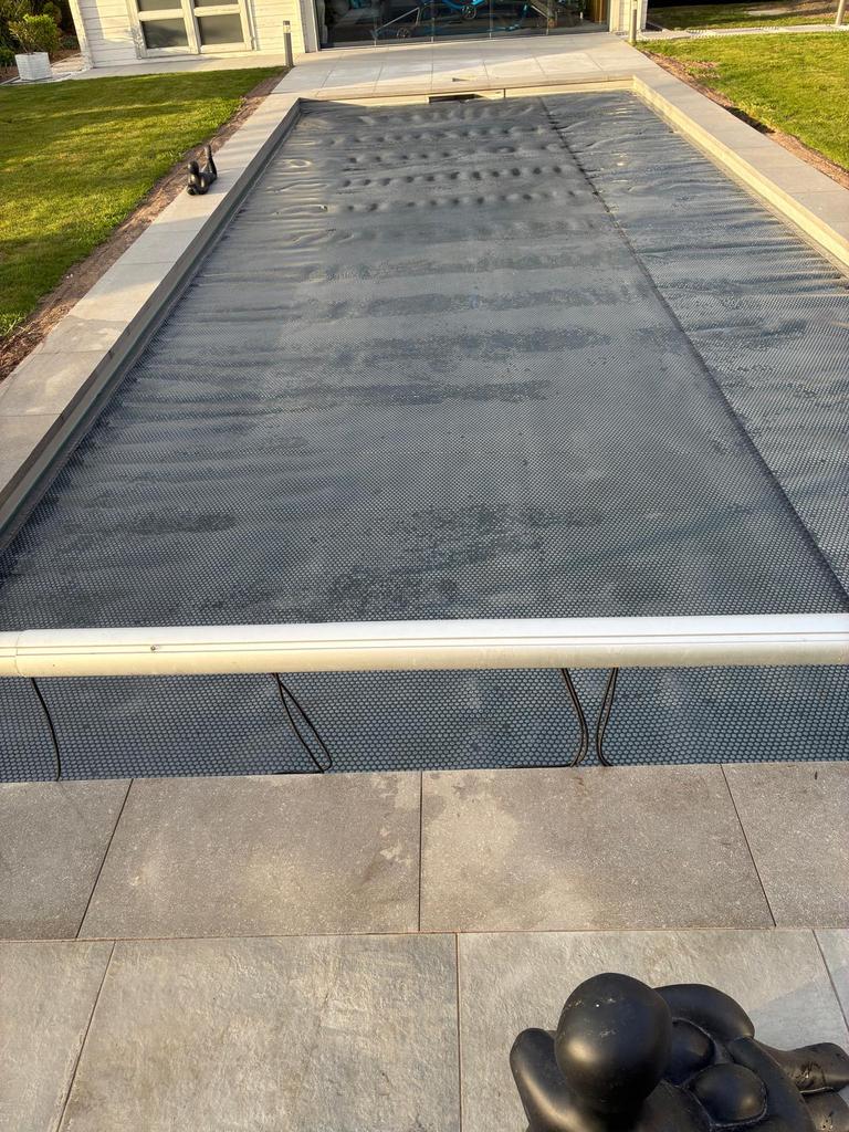 Grijs zwembadzeil, Ophalen of Verzenden, Zo goed als nieuw, Afdekzeil