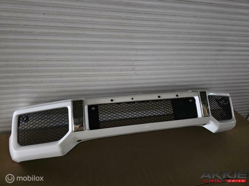 Voorbumper Mercedes G63 G55 amg W463 ('79-'24), Gebruikt, Voor, Mercedes-Benz, Ophalen of Verzenden